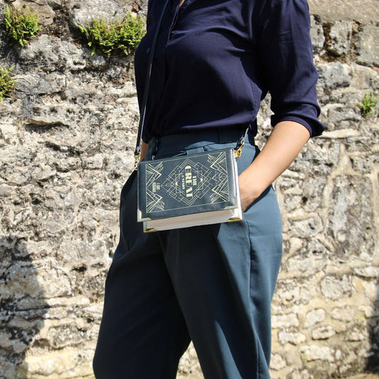 The Bookish Belt Bag – The Bookish Goods