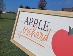 Apple picking in Wisconsin at Elegant Farmer Mukwonago and Baby Jack Farm Lovey