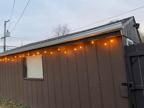 Vintage bulb string lights for outdoor parties