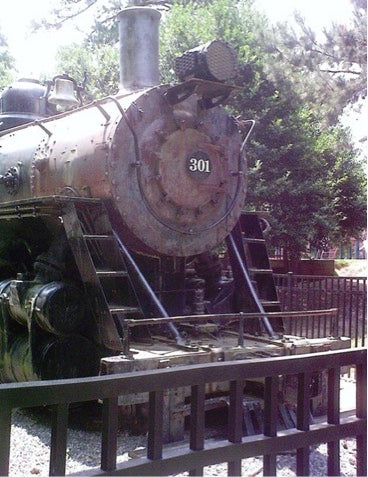 Gainesville Midland 2-8-0 301, on - Dynamo Productions