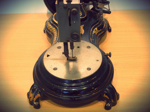 Antique Vintage Jones Sewing Machine … WeaverDee.com Sewing & Crafts - Blog