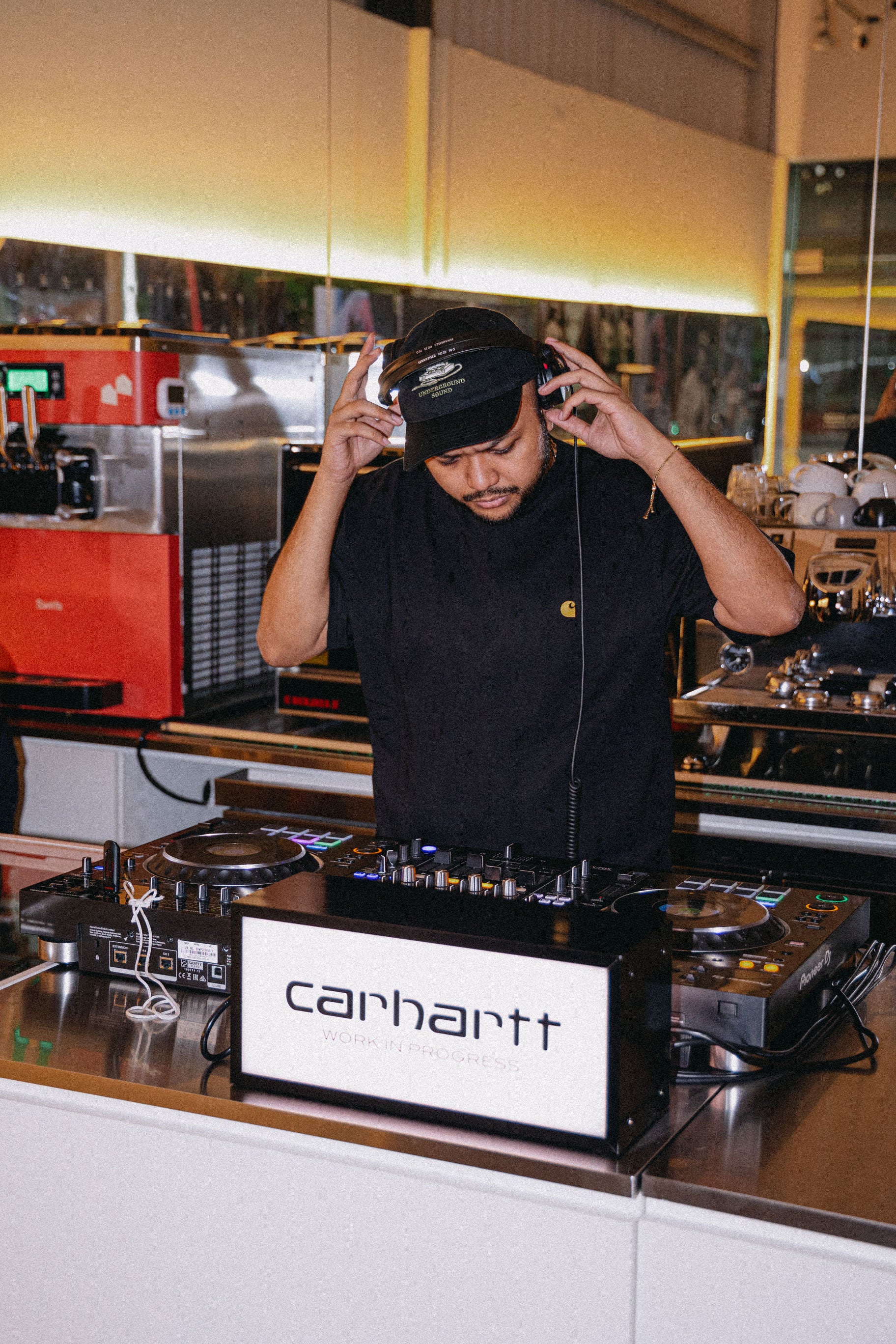 Carhartt WIP Magazine 09 KL Launch