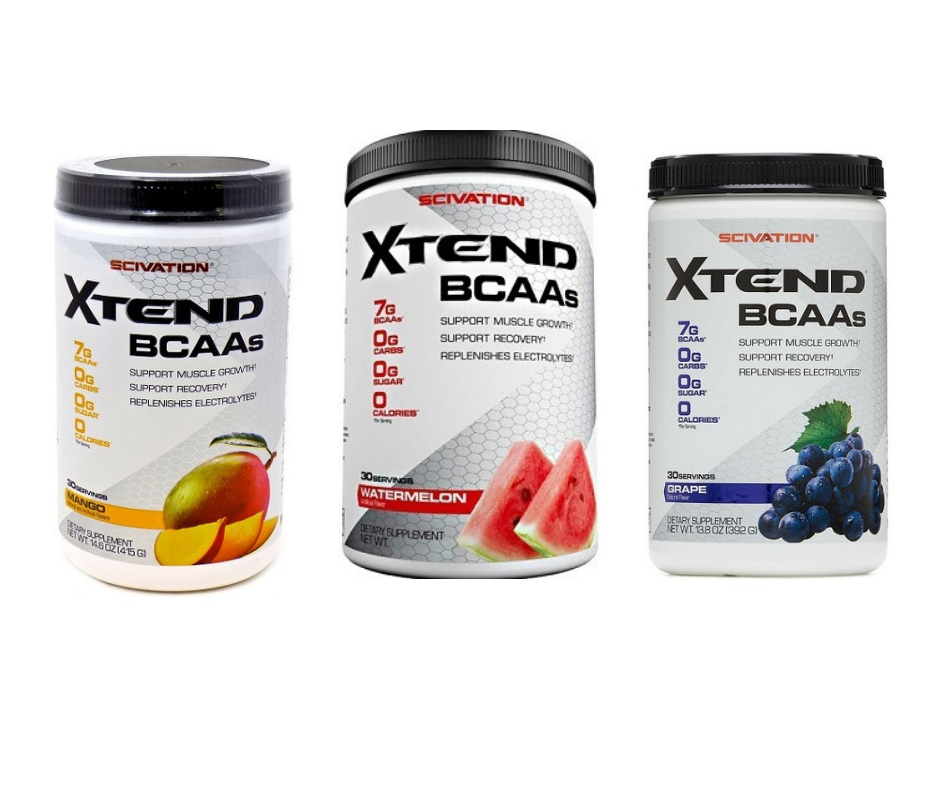 שלוש קופסאות של תוסף תזונה XTEND BCAAs, טעמים שונים: מנגו, אבטיח וענבים. כל קופסה כוללת 30 מנות, 0 קלוריות, 0 פחמימות.