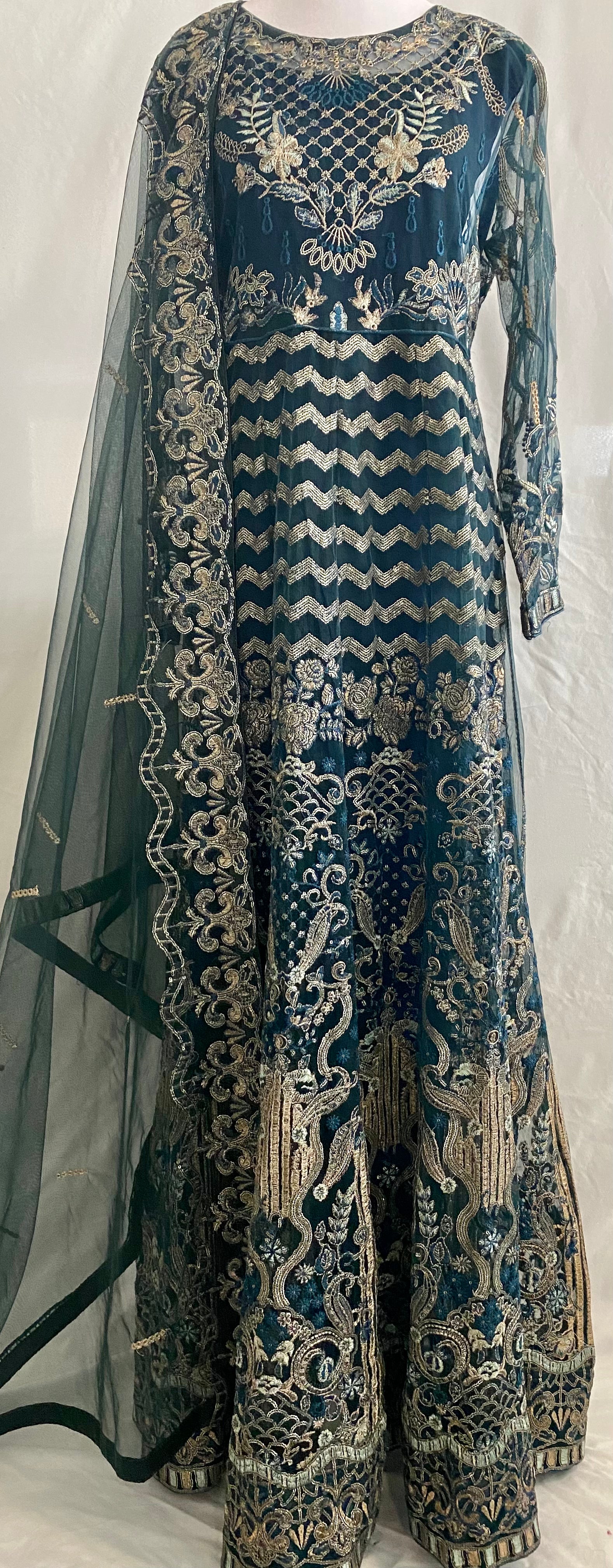 Emerald Green Lace Dress with Embroidery