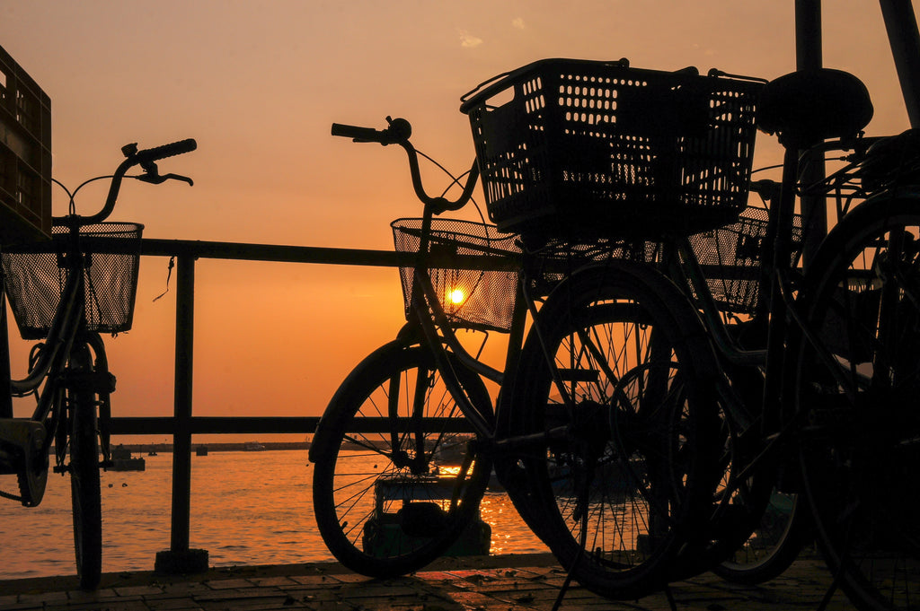 Electric bikes with baskets