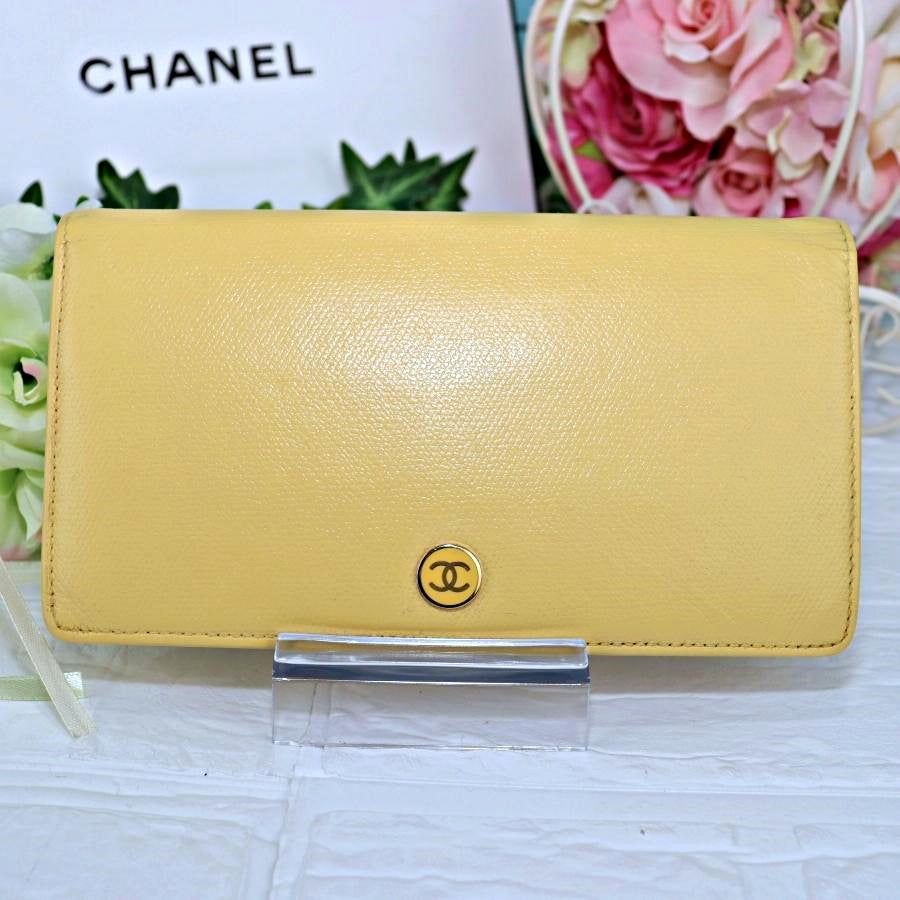 CHANEL 名刺ケース カードケース ピンクオレンジ カメリア ロゴ金具