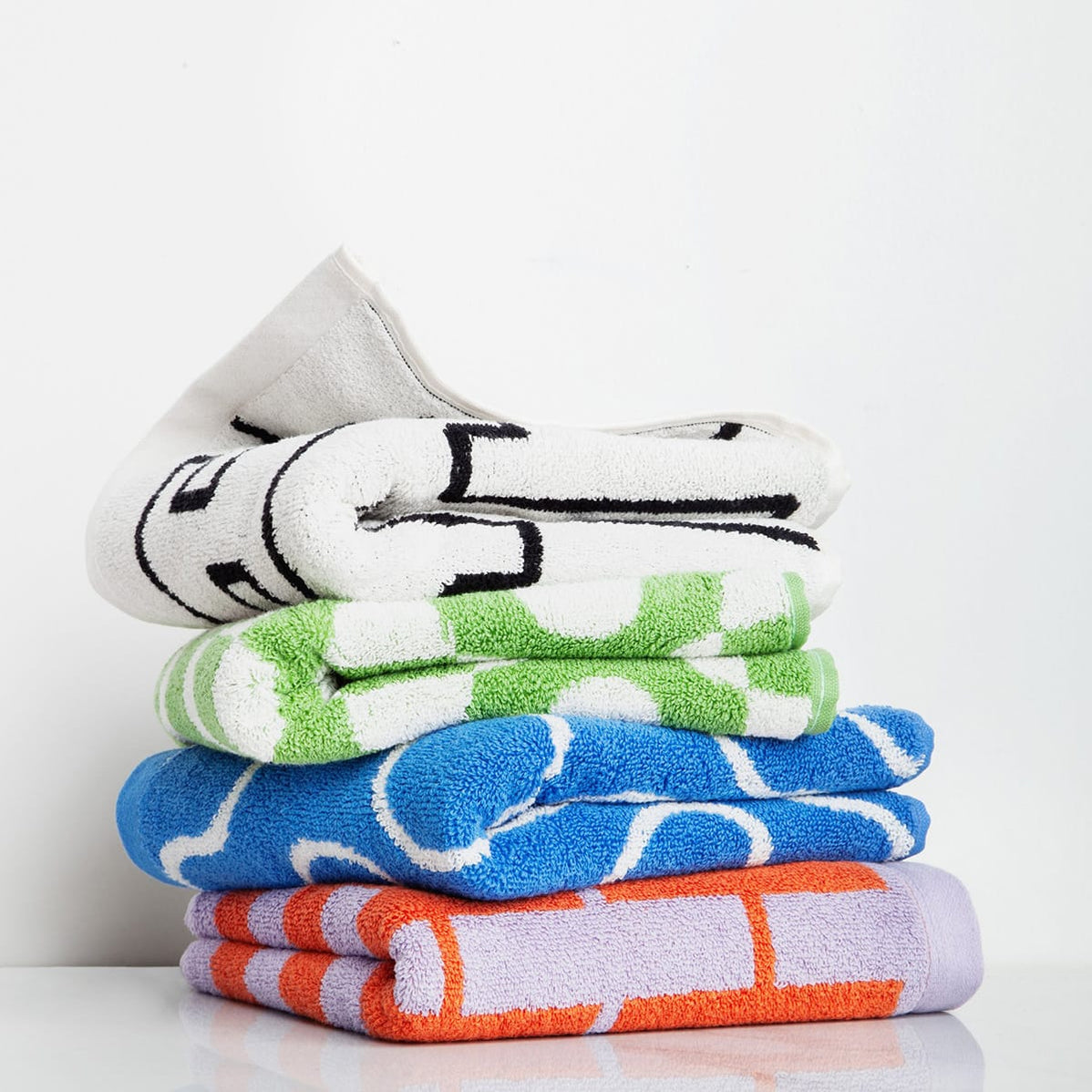 Basket Dusen Dusen Bath Towelâ Pacific Bright