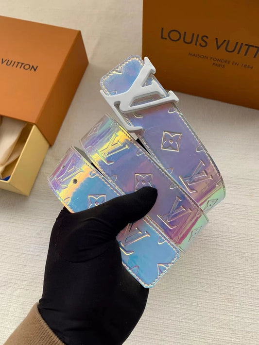 Louis Vuitton LV Shape Belt Monogram 40mm Prism