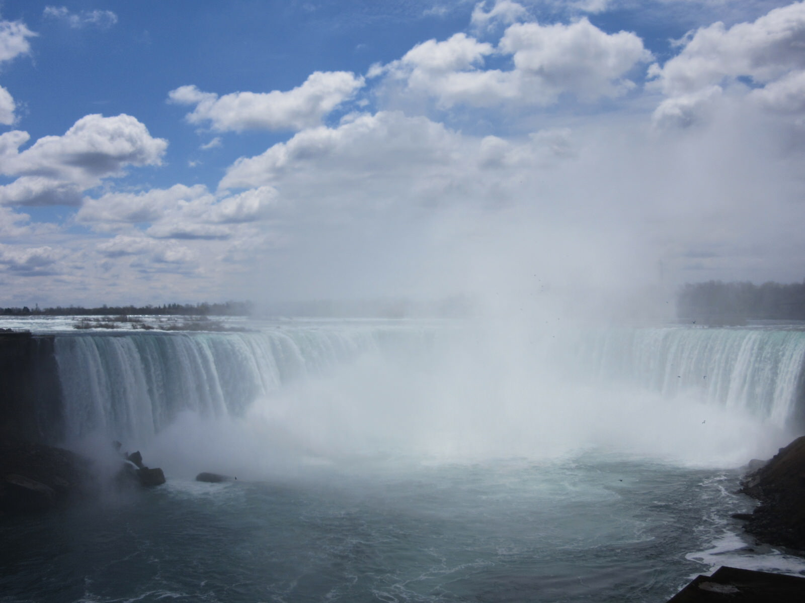 View-of-Horseshoe-Falls-from-road-South-Island-Art