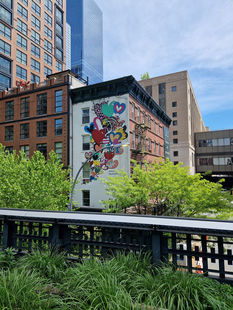 NYC-HighLine-Art-Mural-by-Kelsey-Montague-Art