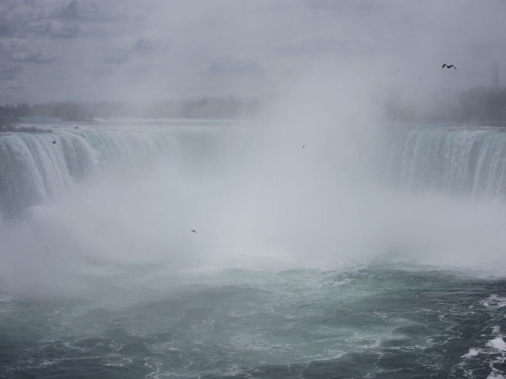 The force of water from Niagara Falls