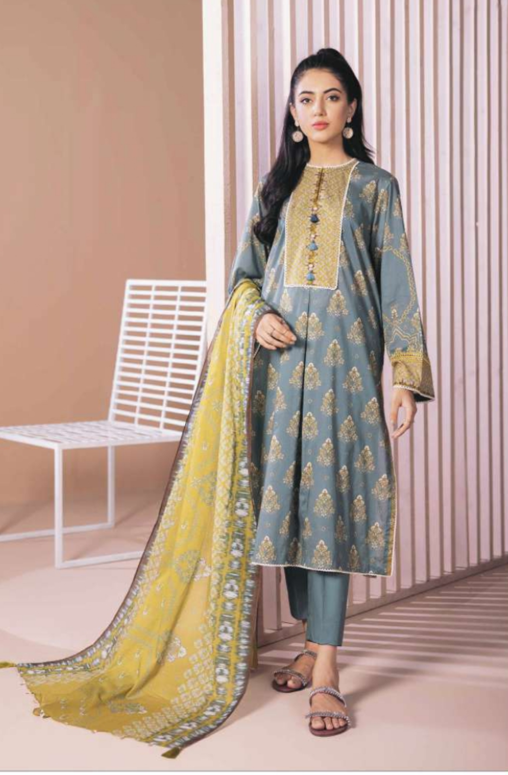 3P-R4-20 Unstitched 3 piece Suit Printed Lawn Volume-10 by Sapphire ...