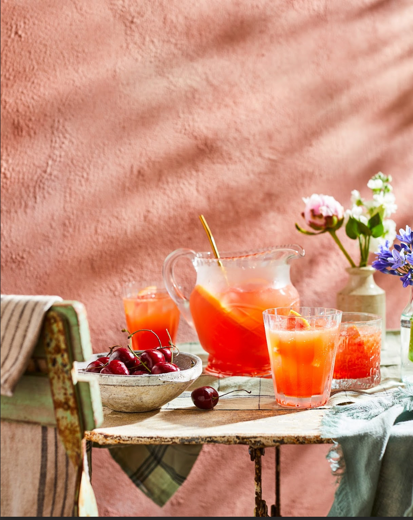 Grapefruit Spritz Cocktail, beutiful cocktail for the garden