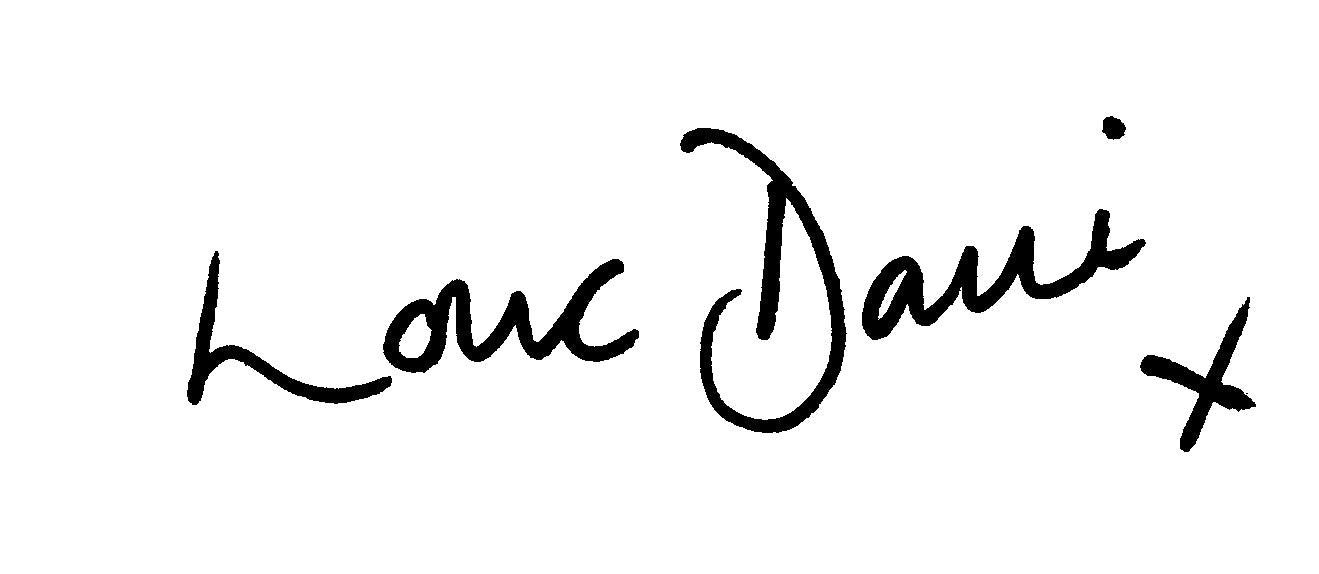 Dani Tucker signature