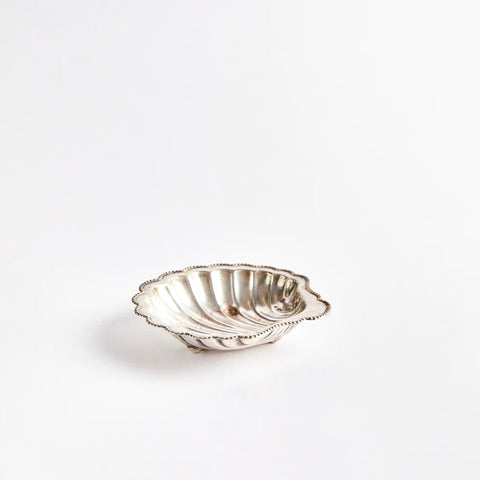 Silver shell shaped bowl vintage style