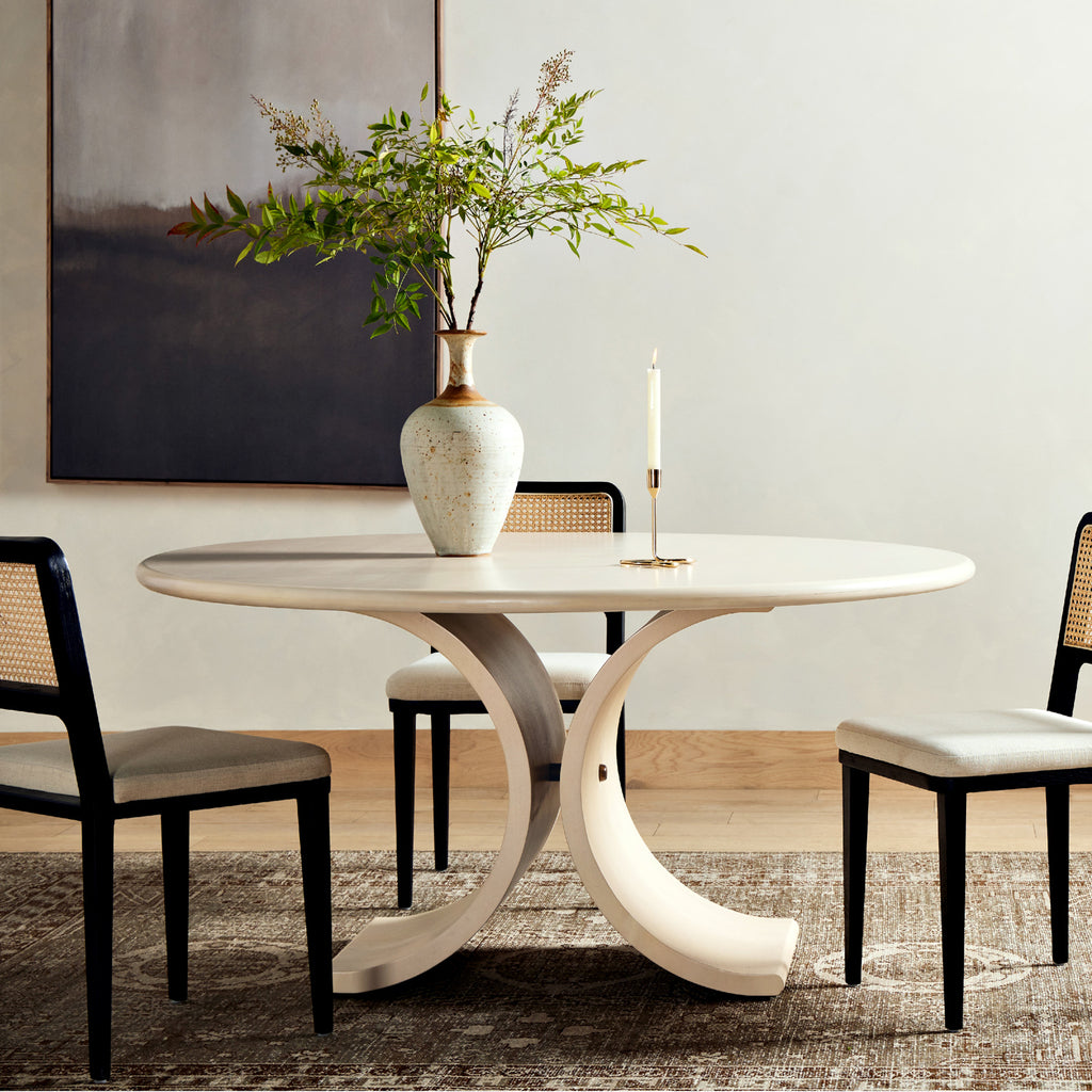 Award Winning Dining Table Design with Dining Chairs