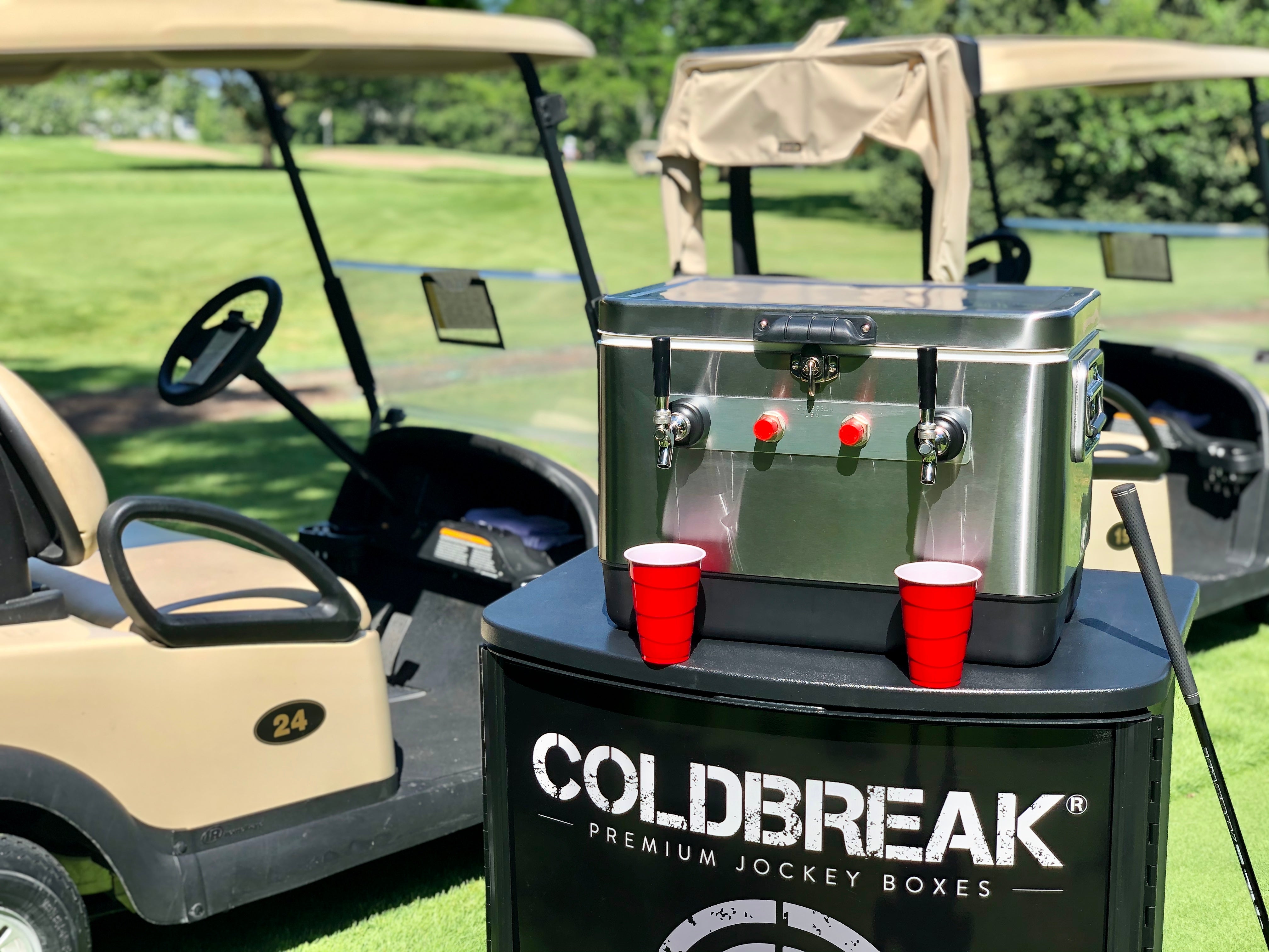 Pour Beer Anywhere on the Golf Course — Coldbreak