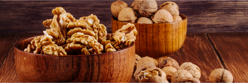 Walnuts contain melatonin naturally and help increase melatonin level in our body to promote sleep.