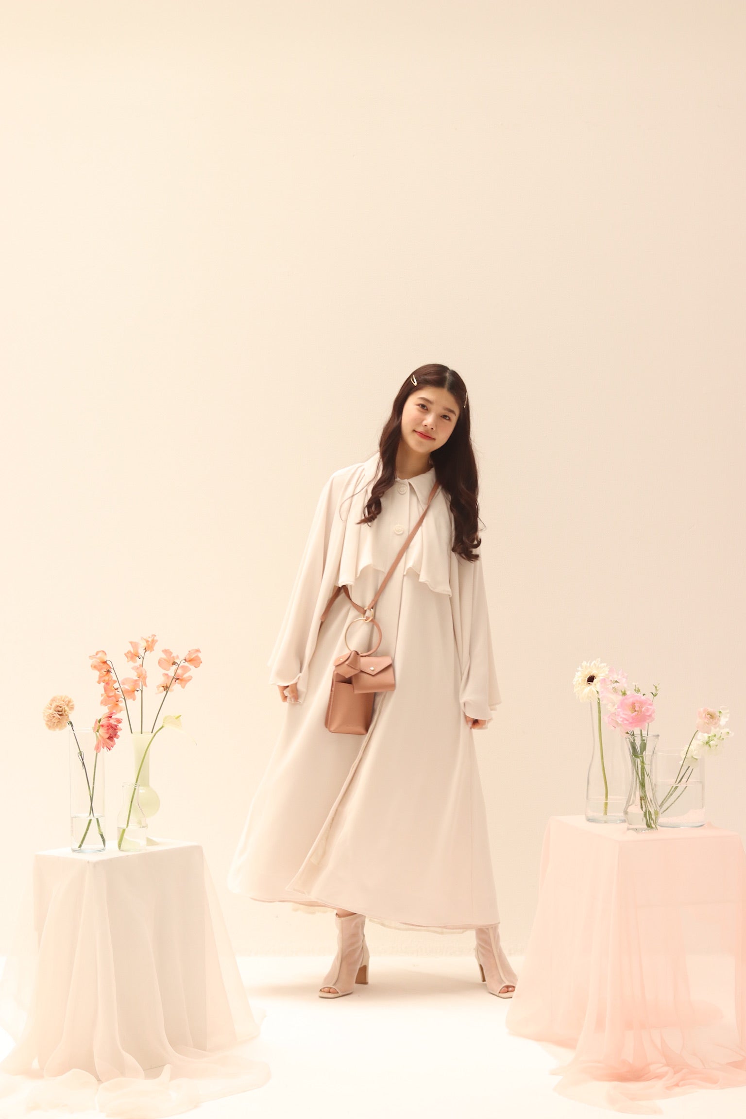 muguet back pleats angel trench coat - アウター