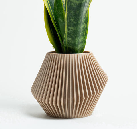 DISC unique planter in beige by Woodland Pulse