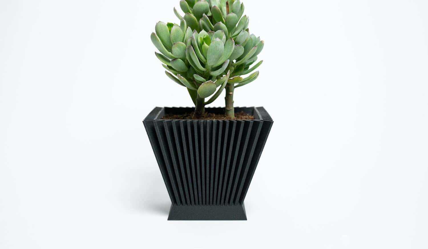 SUNRISE™ Black Square Planter