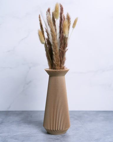 Dried Flower Vase in Beige Brown by Woodland Pulse.