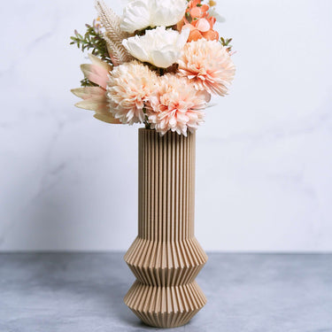 Woodland Pulse - BANDA™ Black Pampas Vase – Floral Fêtes