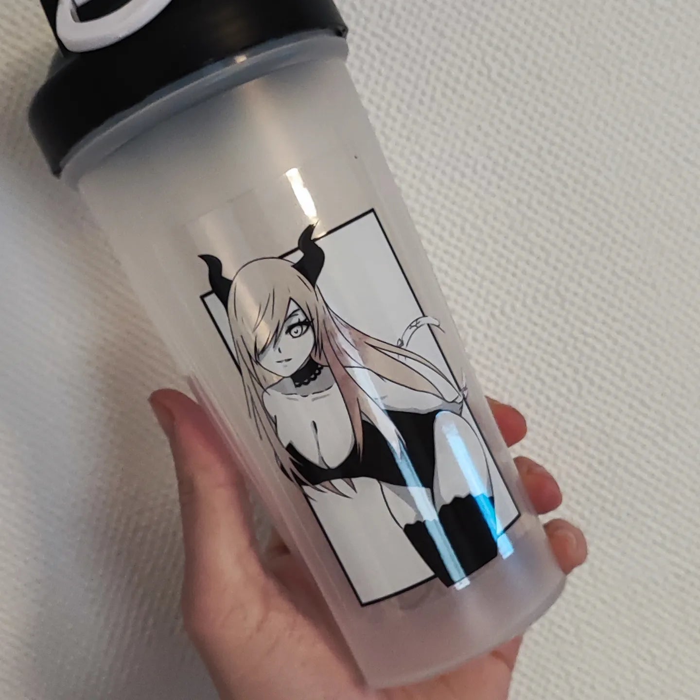 Liv ar Twitter Waifu shaker is in my hands What a great shaker to enjoy  my mangodragonfruit GamerSupps in while I play Genshin Impact  httpstcoFPsfw7LpXd  Twitter