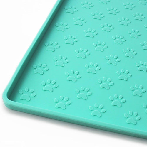 Silicone Waterproof Placemat Shaped Pet Feeding Mat, Silicone Raised Lip Non Spill Dog Cat Bowl Mat, Size: 45, White