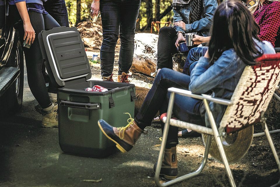 Stanley 30 Quart Adventure Outdoor Hard Cooler, Pool