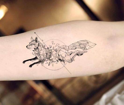 90 Fox Tattoo Designs For Men And Women  Spiritustattoocom  Fox tattoo  design Small fox tattoo Wrist tattoos for women