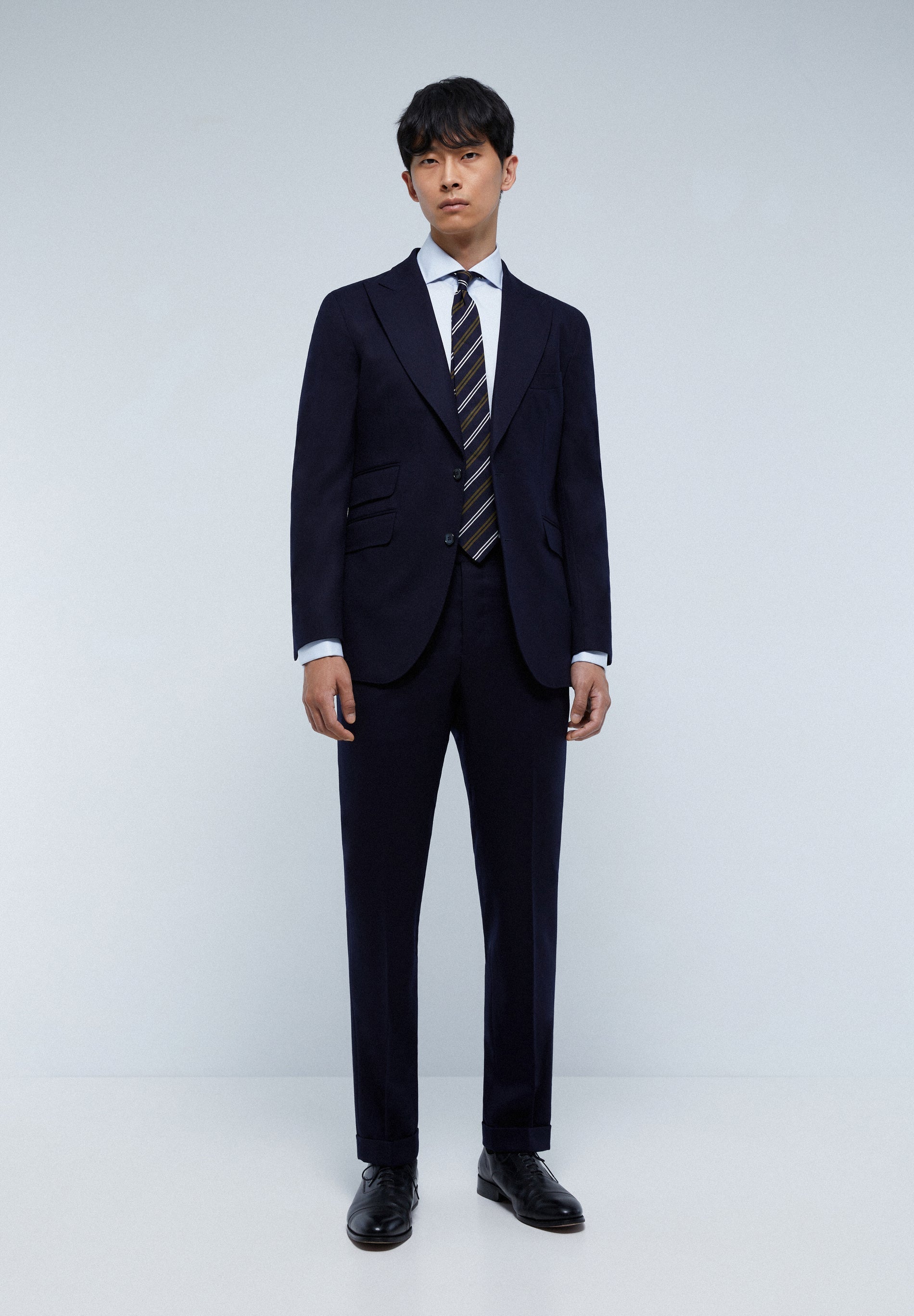 PREMIUM NAVY BLUE WOOL SUIT