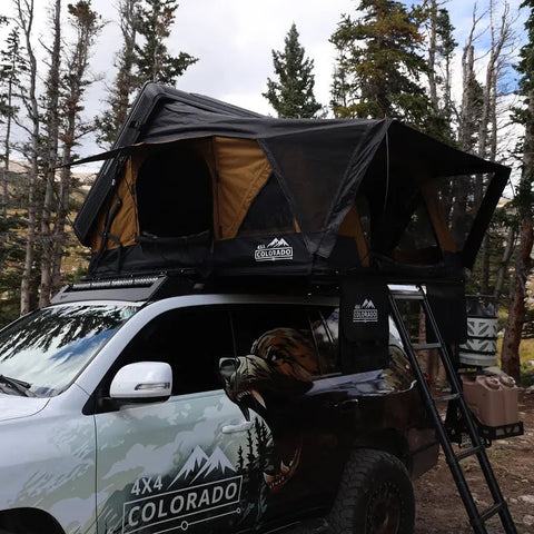 4x4 Colorado Alto Rooftop tent