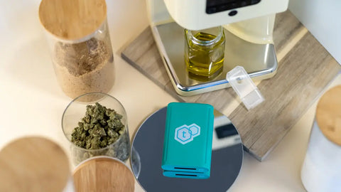 Levo Gummy Molds & Herb Block Trays