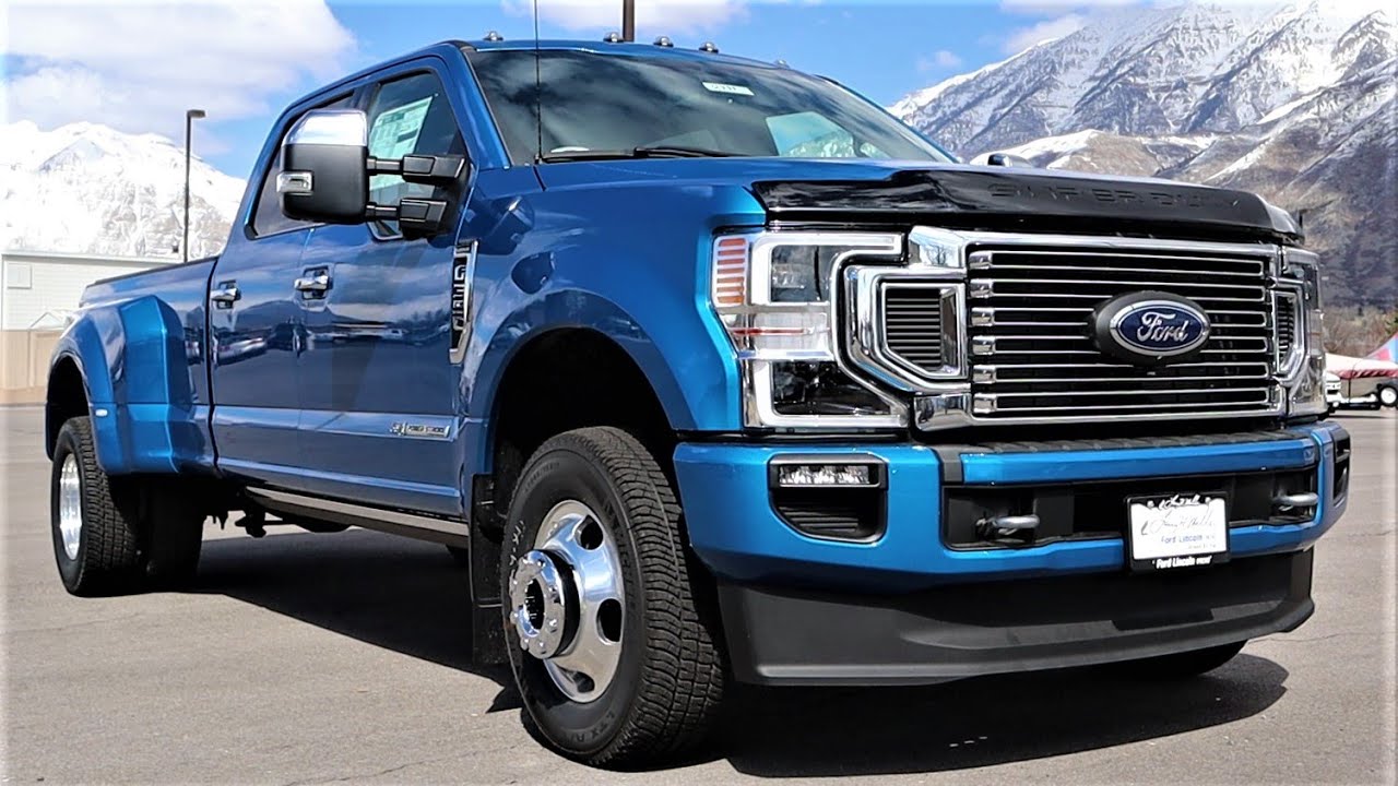 Blue F350 Super Duty avec ressorts auxiliaires Timbren Heavy Duty