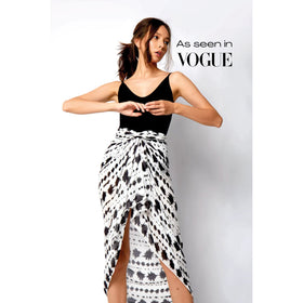 Picture of Tokyo Bamboo Sarong & Scarf - Monochrome