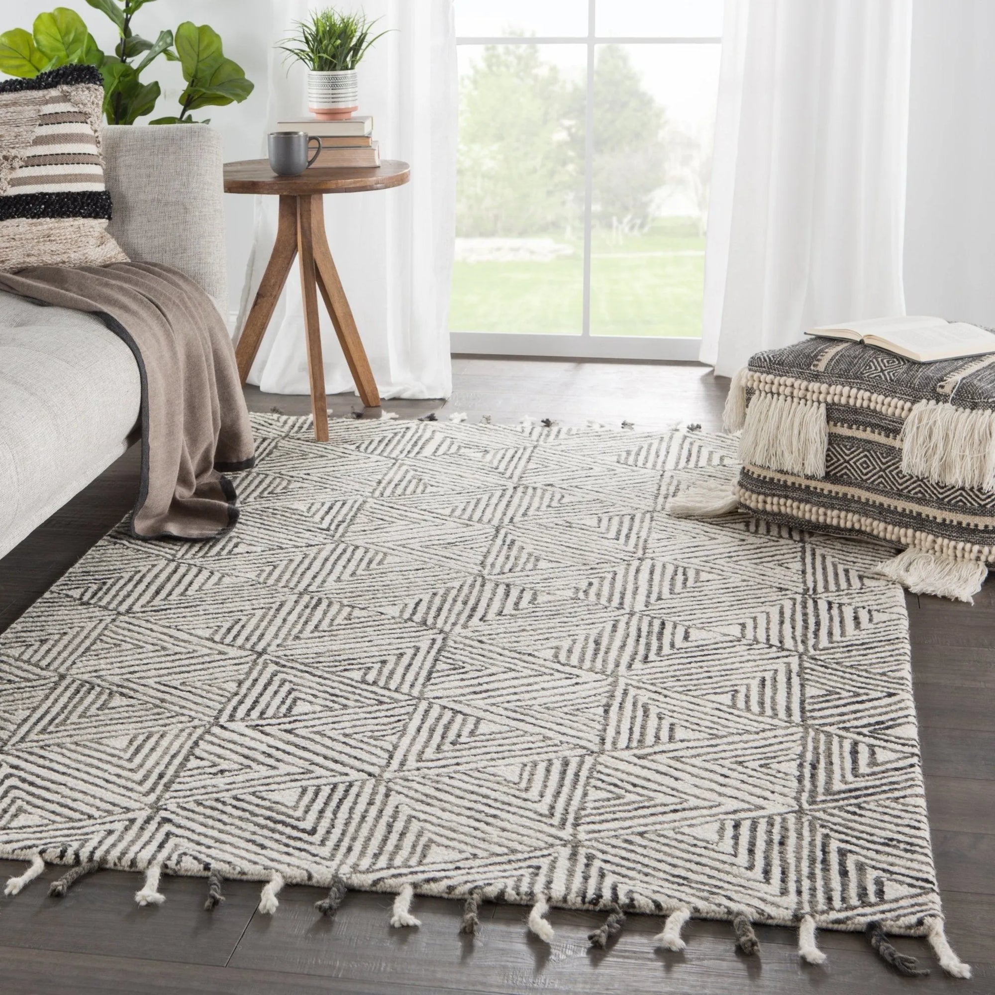 Zekia Wool Ivory Rug & Reviews