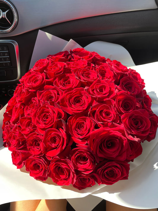 100 Red Roses European bouquet –