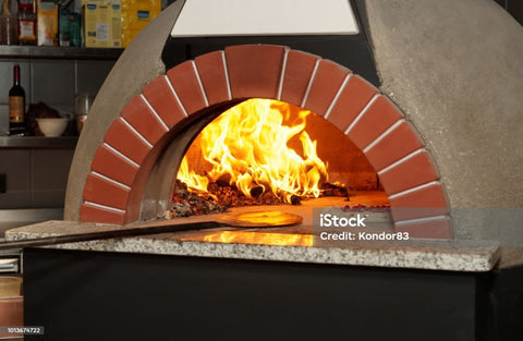 Built-in pizza oven
