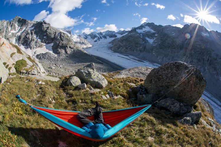 TICKET_TO_THE_MOON-HAMMOCK-LIFESTYLE-Hammock-SwissTour-Wahlhuetter_16_von_19_-_500px