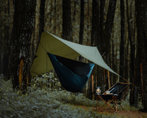 TTTM_Pro_Mat_Hammock_x_MoonTarp4_-_500px