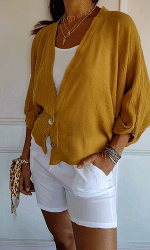 Showing the flattering fit of Sidonie Renaud