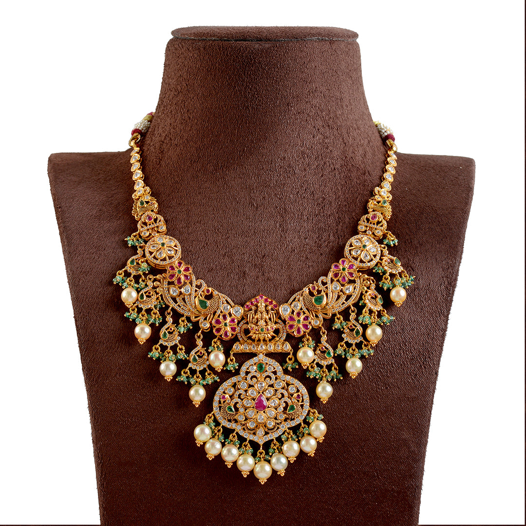 Beautiful Gold Bottu Mala Necklace Designs - Dhanalakshmi Jewellers |  Necklace designs, Gold jewelry indian, Traditional jewelry