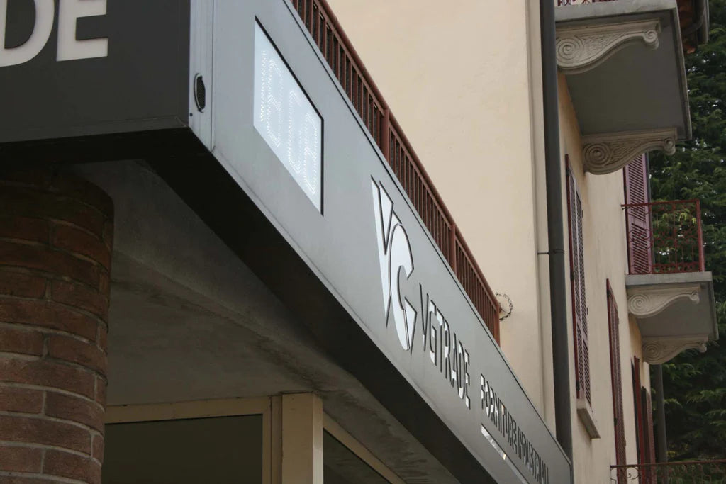 external LED sign with clock Brescia vgtrade