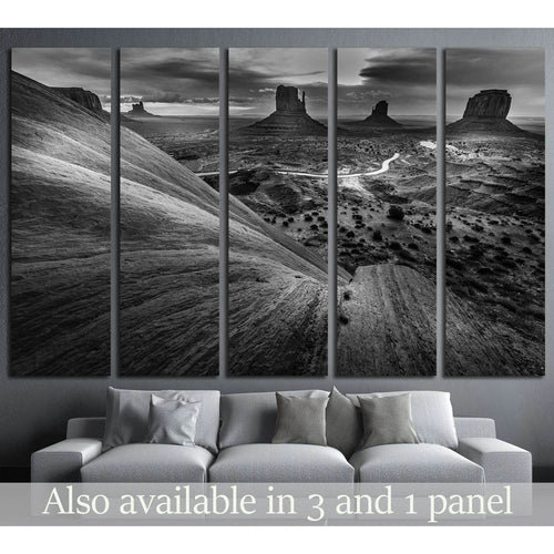 Monument Valley Black and White Famous American Landscapes №1992 - Canvas Print / Wall Art / Wall Decor / Artwork / Poster