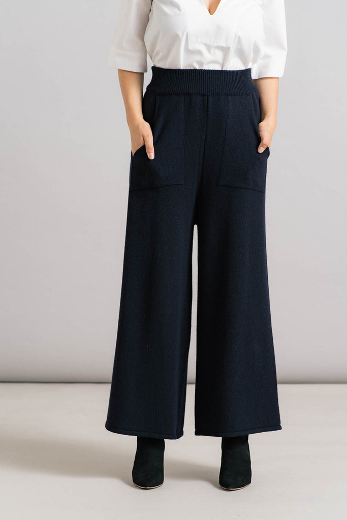 Achro Wide Leg Knit Pants in Navy – REFINED