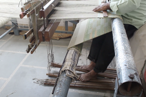 handloom pedal weaving