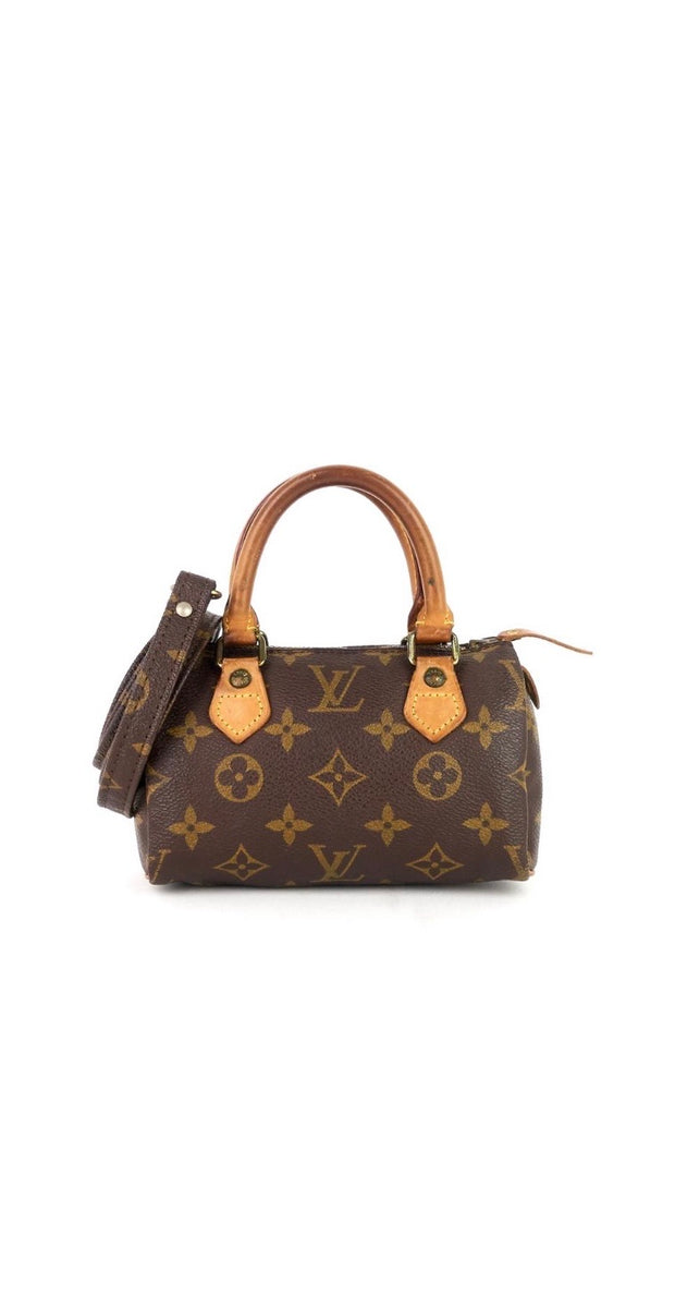 Louis Vuitton SIRACUSA GM  Louis vuitton, Louis vuitton bag, Cowhide  handbags