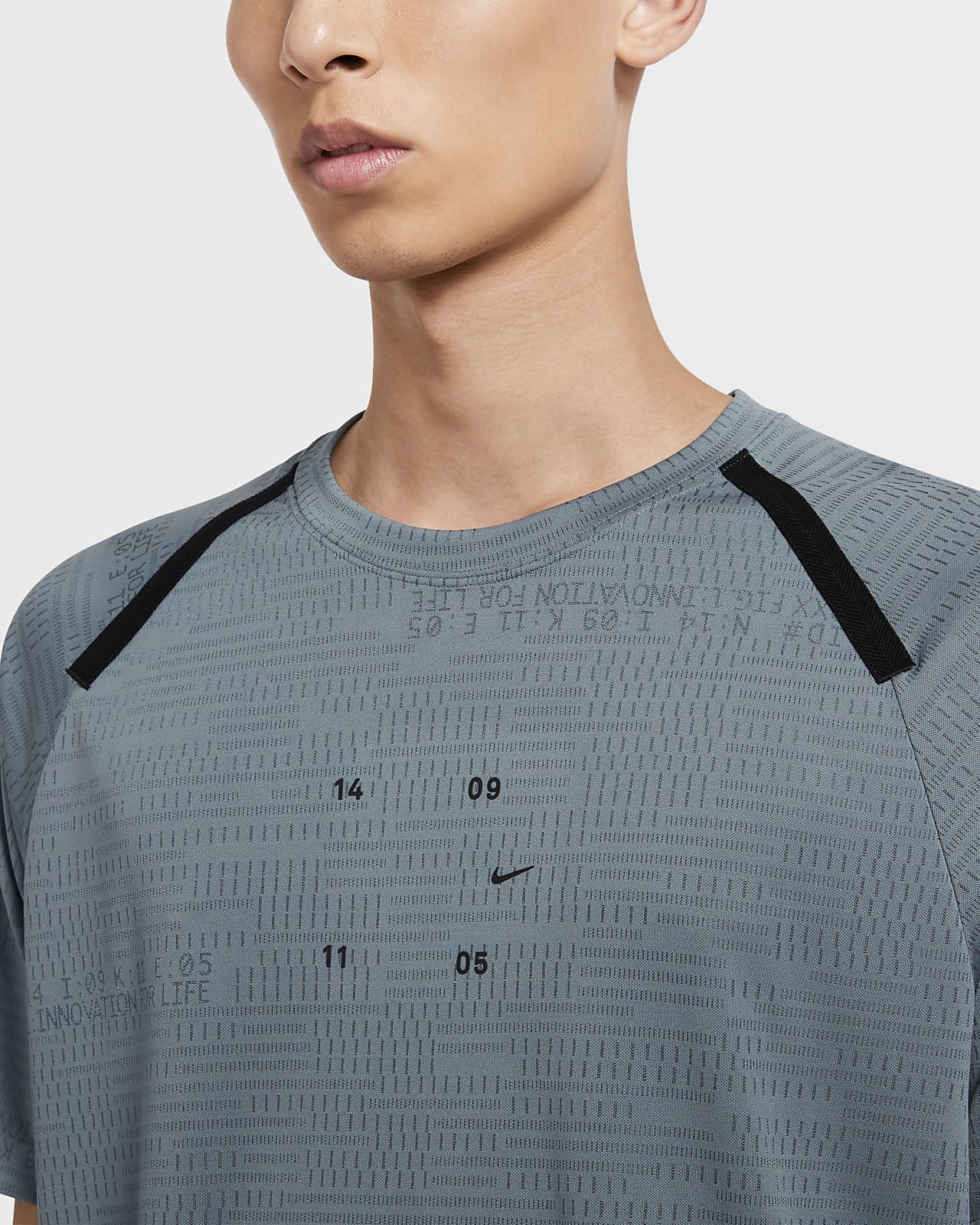 nike tech pack sweater