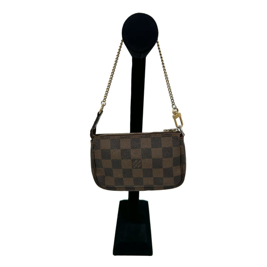 Louis Vuitton Facettes Bag Charm and Key Holder – Liyah's Luxuries